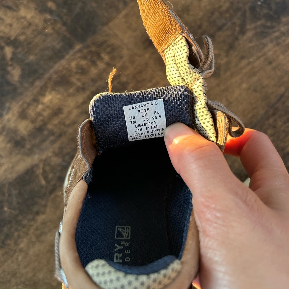 Toddler boys 7M sperry boat shoes tan - Picture 4 of 4